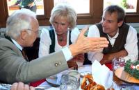 FUSSBALL 1. BUNDESLIGA: Bayern besucht das Oktoberfest