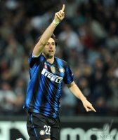 FUSSBALL CHL  Saison 10/11:  JUBEL Diego Milito (Inter Mailand)