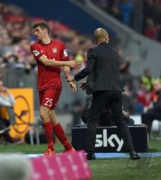 Fussball 1. Bundesliga Saison 15/16: FC Bayern Muenchen - VfB Stuttgart