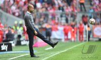 Fussball 1. Bundesliga Saison 14/15: Trainer Pep Guardiola (FC Bayern Muenchen)