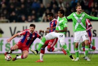 Fussball, 1. Bundesliga  Saison 2014/2015: VfL Wolfsburg - FC Bayern Muenchen