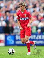 FUSSBALL DFB POKAL: Stuttgart, LANG Einzelaktion