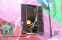 Corona Krise in Mailand: Bewohner klatscht fuer Rettungskraefte