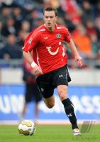 FUSSBALL 1. BUNDESLIGA: Hannover, BALITSCH Einzelaktion