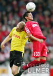 Fussball 1. Bundesliga: Mainz - Dortmund, Zweikampf
