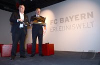 Fussball 1. Bundesliga: Die Erlebniswelt des FC Bayern Muenchen in der Allianz Arena