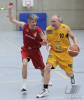 Basketball   UE 40    SV 03 Tuebingen - TV Langen