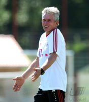 Fussball 1. Bundesliga: Trainer Jupp Heynckes  (FC Bayern Muenchen)