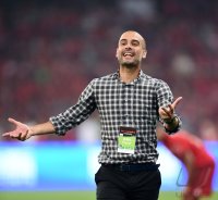 Fussball; Audi Football Summit Beijing; FC Bayern Muenchen - FC Valencia