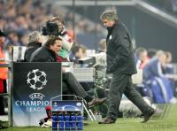 Fussball CL: Schalke - Eindhoven, HIDDINK enttaeuscht
