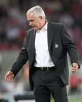 Fussball 2. Bundesliga: Koeln, LATOUR