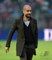 FUSSBALL 1. Bundesliga 2014/2015:  FC Bayern Muenchen - Paulaner Traumelf