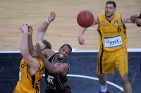 Basketball 1. Bundesliga  13/14: Walter Tigers Tuebingen - Artland Dragons