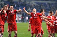 FUSSBALL, DFB Pokal Halbfinale: Holger Badstuber, Mark van Bommel, Arjen Robben (v.li., FCB)
