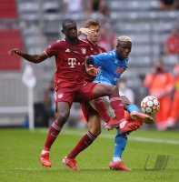 Fussball Audi Football Summit 2021 FC Bayern Muenchen - SSC Neapel