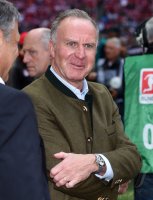 Fussball 1. Bundesliga Saison 15/16: FC Bayern Muenchen - Hannover 96