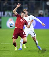Fussball DFB Pokal 2. Runde 21/22: 1. FC Kaiserslautern - Borussia Moenchengladbach