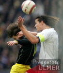 Fussball 1. Bundesliga: Hamburg - Dortmund, Zweikampf