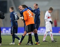 Fussball 1. Bundesliga : (v. li.) Freiburg Jubel nach dem Sieg mir Felix Bastians, Oliver Baumann, Oliver Barth