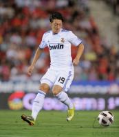 FUSSBALL International Primera Division 10/11:  OEZIL (Real Madrid)