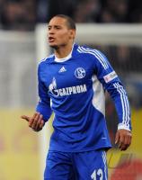 FUSSBALL 1. BUNDESLIGA: Schalke: JONES