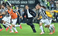 FUSSBALL SERIE A 2013/2014: JUBEL Juventus Turin