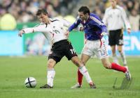 Fussball Nationalmannschaft: Frankreich - Deutschland, Zweikampf