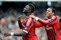 FUSSBALL SERIE A:  JUBEL Ali Sulley Muntari  (li.) mit Robinho (AC Mailand)