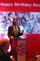Fussball 1. Bundesliga :  70 Geburtstag von Dr. Hans Wilhelm Mueller Wohlfahrt
