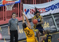 1. Basketball Bundesliga  01/11  Walter Tigers Tuebingen  - Alba Berlin