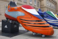 FUSSBALL EURO 2008: Ueberdimensionale Fu&sect;ballschuhe