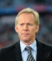 FUSSBALL  International CHL 09/10: Moderator Johannes B. Kerner