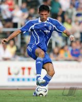 Fussball 1. Bundesliga: Schalke 04, KURANYI Einzelaktion