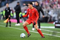 Fussball 1. Bundesliga 24/25: FC Bayern Muenchen - Holstein Kiel