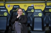 Fussball: 1. Bundesliga Saison 2010/2011: Dortmund, Hans-Joachim WATZKE