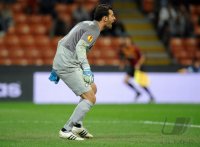 Fussball: Europa League Saison 2012/2013: Torwart Handanovic Samir (Inter Mailand)