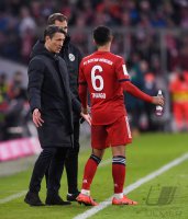 Fussball 1. Bundesliga Saison 18/19: FC Bayern Muenchen - VfB Stuttgart