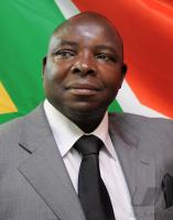 FUSSBALL International SAFA Praesident Nematandani