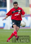 FUSSBALL 1. Bundesliga: Leverkusen, LUCIO Einzelaktion
