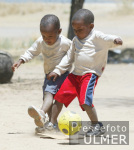 Namibia - Kinder beim Fussball