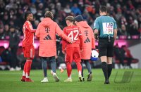 Fussball 1. Bundesliga  Saison  2025/2026  11. Spieltag 
FC Bayern Muenchen - SC Freiburg