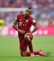 Fussball 1. Bundesliga Saison 15/16: Arturo Vidal (FC Bayern Muenchen)