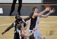 Basketball  1. Bundesliga  10/11:   Walter Tigers Tuebingen  - ratiopharm Ulm
