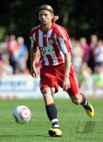 FUSSBALL, 1. BUNDESLIGA, SAISON 2010/2010: FC Bayern: Timoschtschuk Einzelaktion