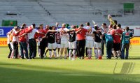 Fussball 1. Bundesliga : JUBELKREIS nach dem Sieg vom VfB Stuttgart