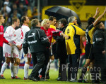 FUSSBALL 2. Bundesliga: Aachen - 1. FC Nuernberg, Tumult