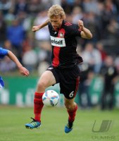 Fussball 1. Bundesliga, Testspiel: Bayer 04 Leverkusen, ROLFES am Ball