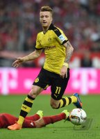 Fussball 1. Bundesliga Saison 15/16: FC Bayern Muenchen - Borussia Dortmund