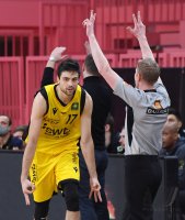 Basketball 2. Bundesliga 2021/2022: Tigers Tuebingen - VfL Kirchheim Knight