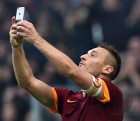 FUSSBALL SERIE A 2014/2015: JUBEL Francesco Totti (AS Rom)